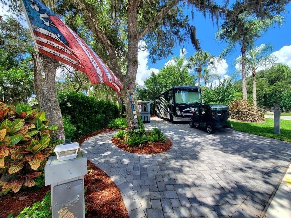 120 Stallion Ln., River Ranch, FL 33867