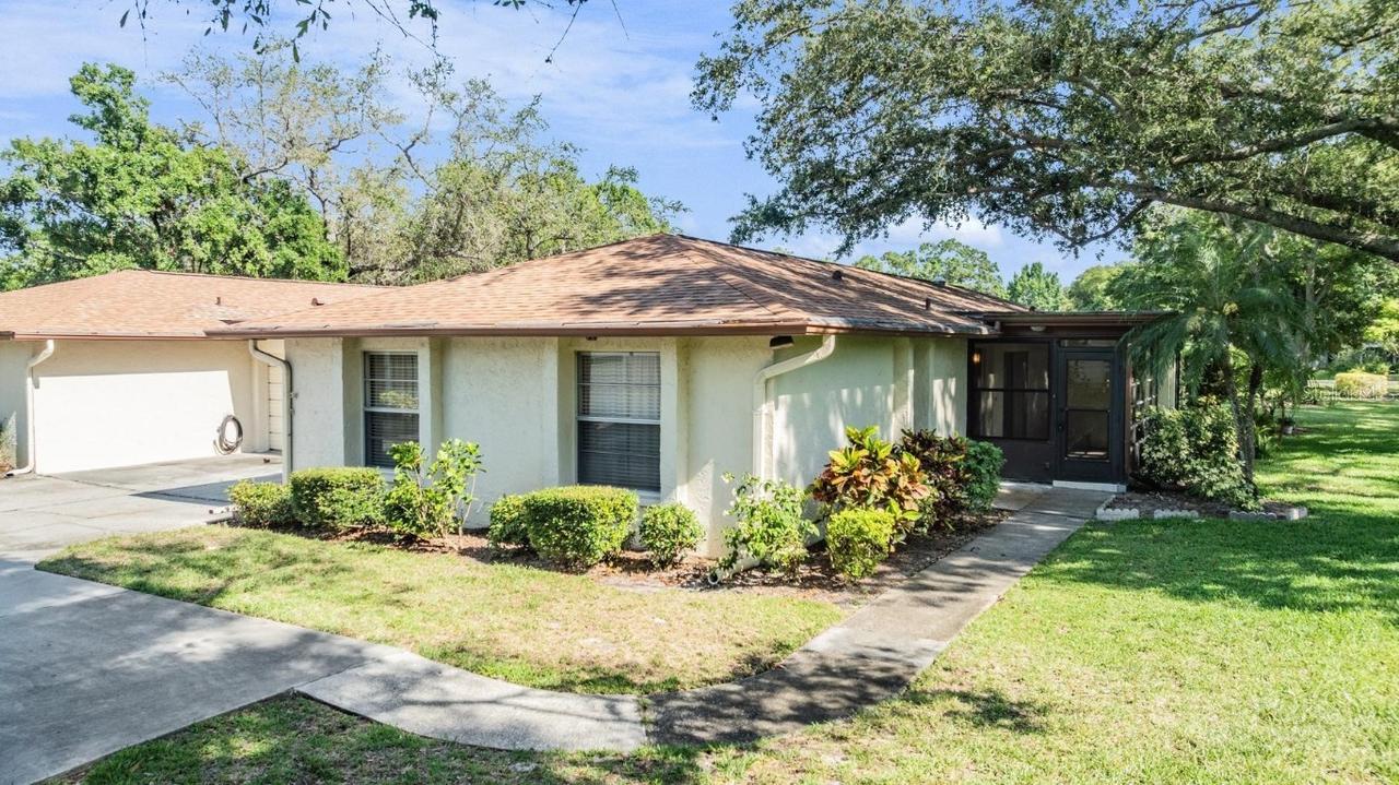 2150 Shelly Dr. #D, Palm Harbor, FL 34684