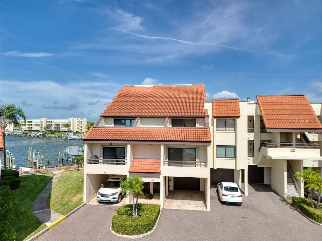 128 1st Street E. #102, Tierra Verde, FL 33715