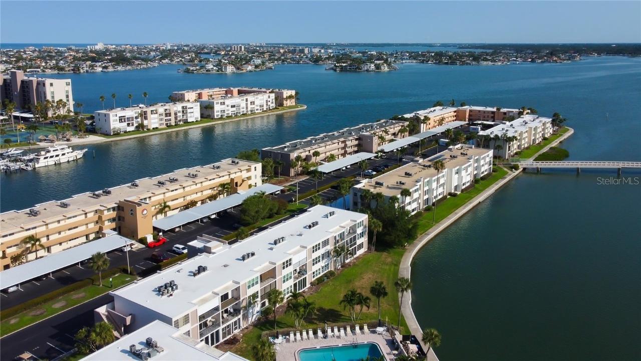 7465 Bay Island Dr. #213, South Pasadena, FL 33707
