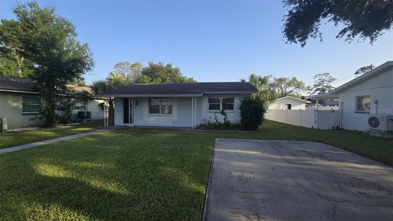 [Address Hidden by Seller], St Petersburg, FL 33703