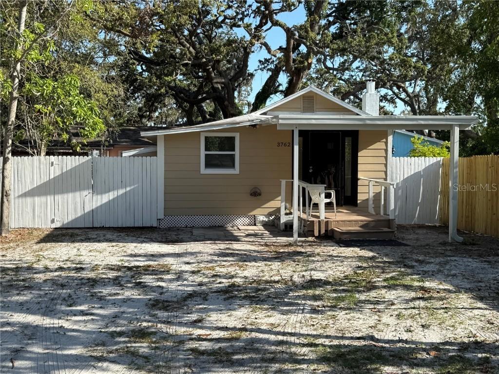 3762 18th Ter., St Petersburg, FL 33711