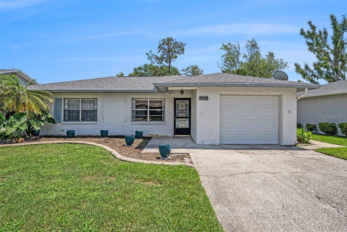 6520 Meadowbrook Ln., New Port Richey, FL 34653