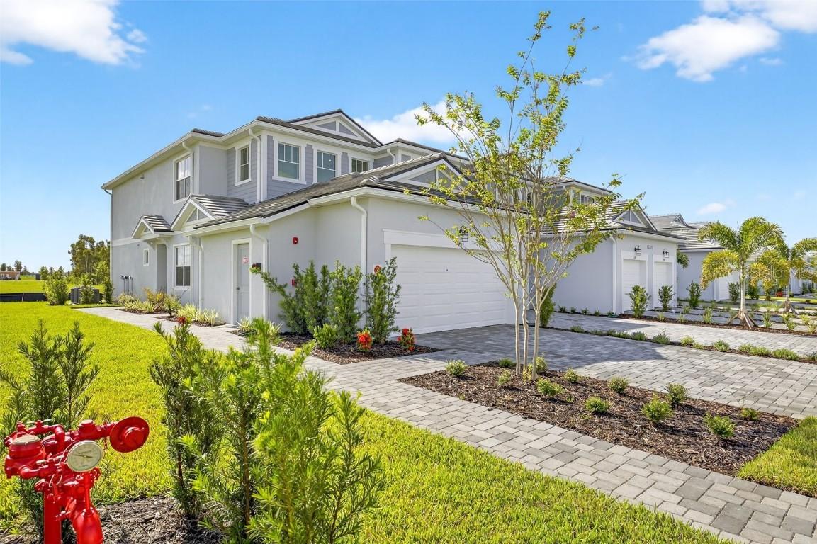 17420 Moonflower Dr. #201, Venice, FL 34293