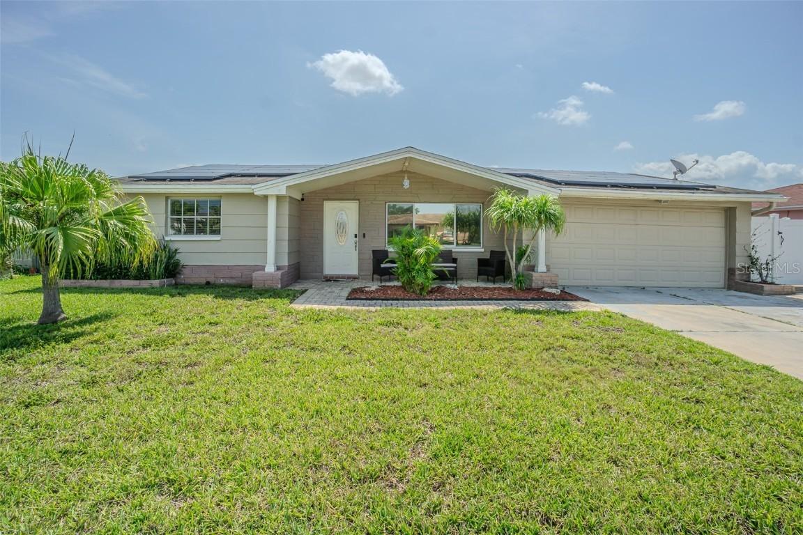1118 Lodestar Dr., Holiday, FL 34690