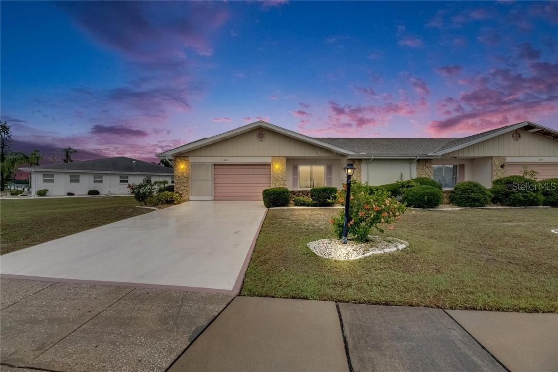 339 Club Manor Dr., Sun City Center, FL 33573