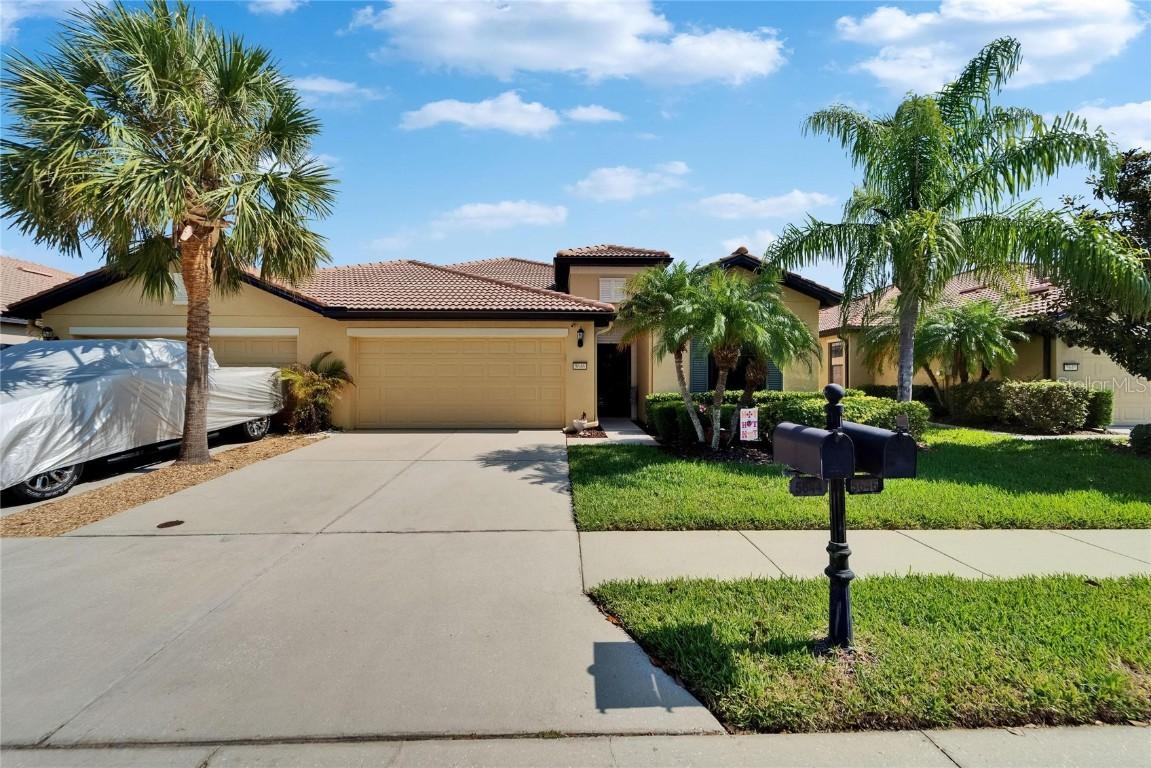 5646 Sunset Falls Dr., Apollo Beach, FL 33572