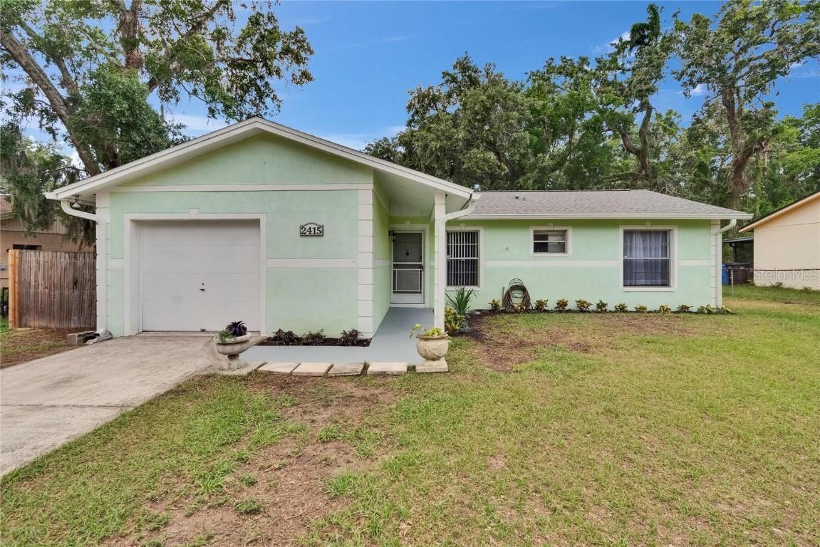 2415 Devonwoode Pl., Seffner, FL 33584