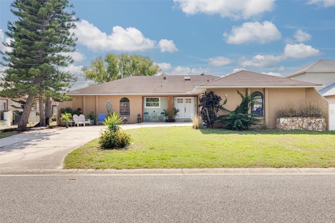 1913 Libby Ct., Holiday, FL 34690