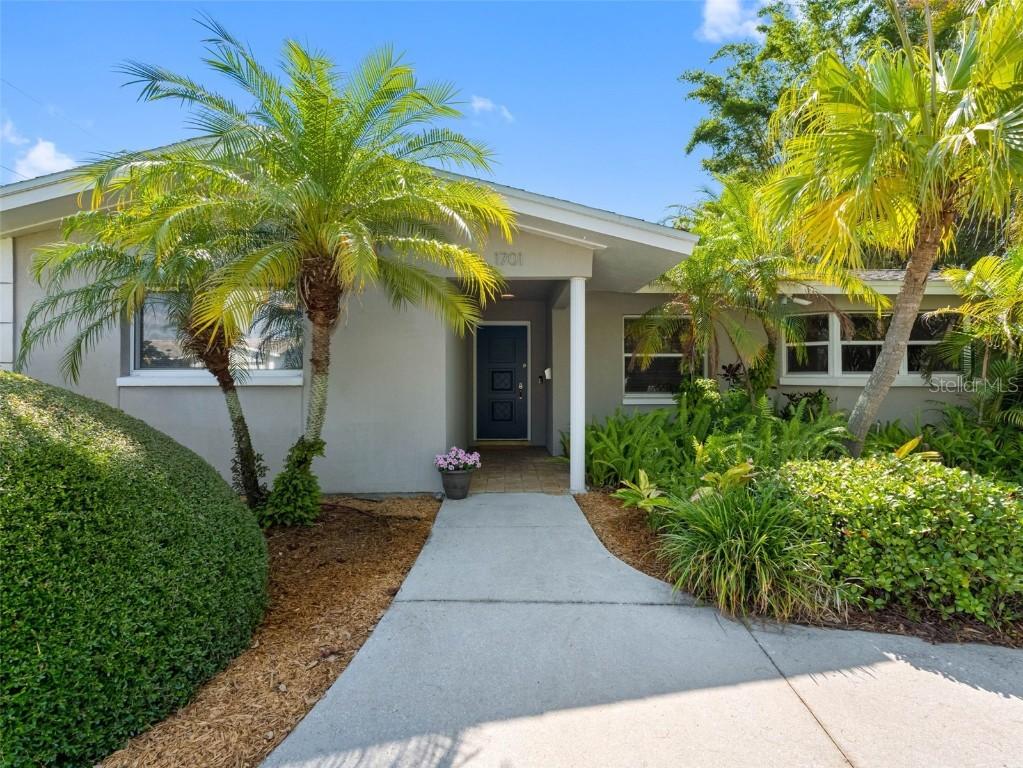 1701 38th St., St Petersburg, FL 33713