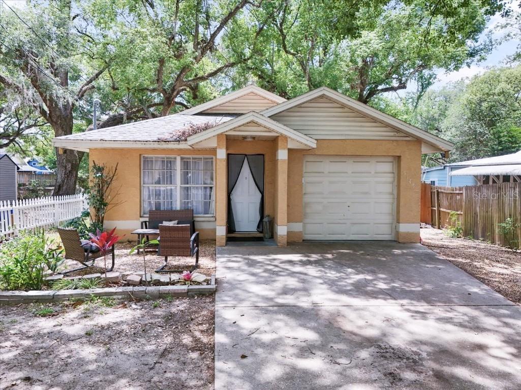 5149 4th St., Zephyrhills, FL 33542