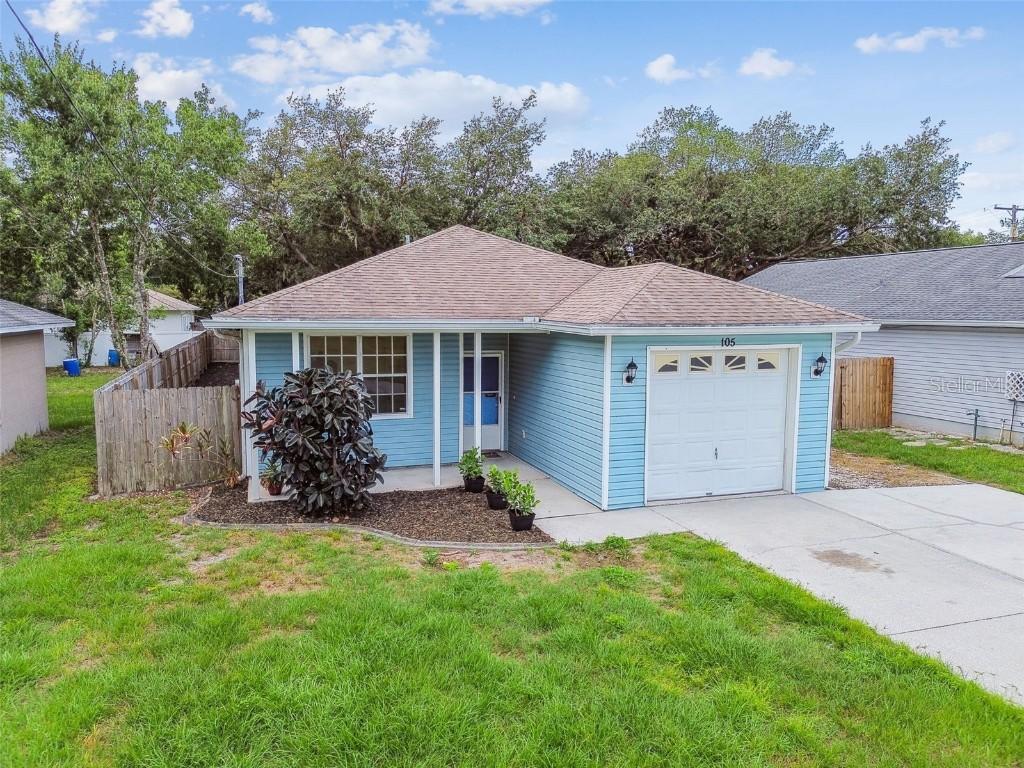 105 1st Ave., Lutz, FL 33549