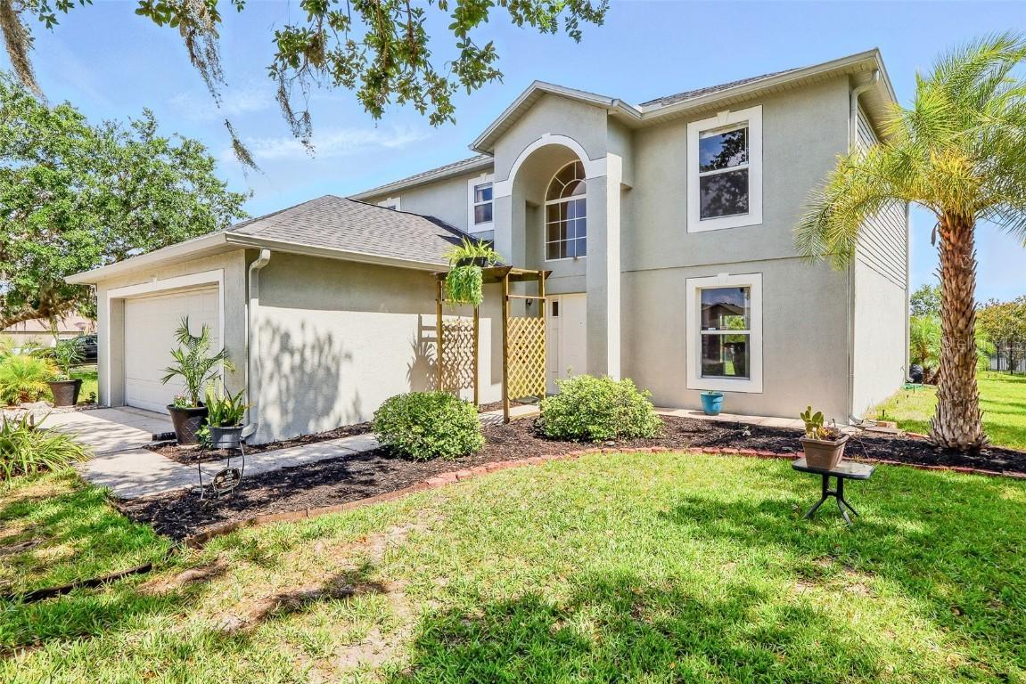 31747 Loch Aline Dr., Wesley Chapel, FL 33545