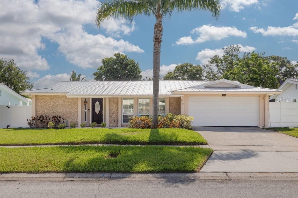1263 Overcash Dr., Dunedin, FL 34698