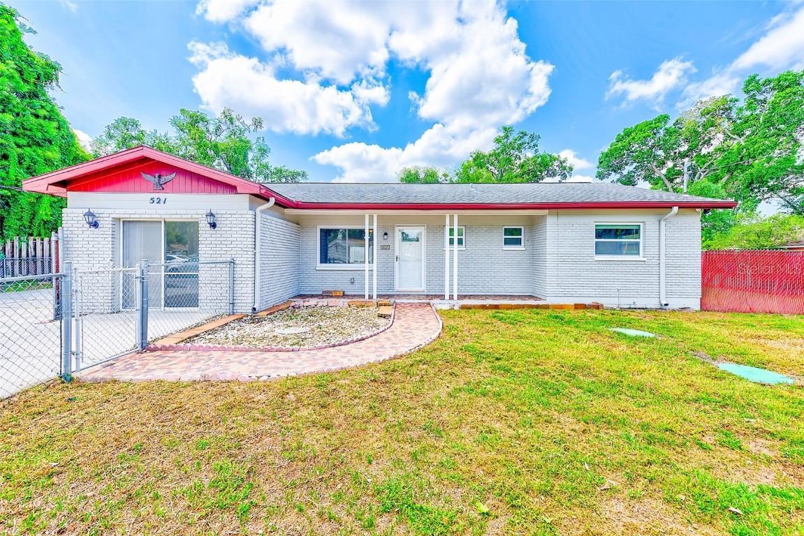 521 E Lumsden Rd., Brandon, FL 33511