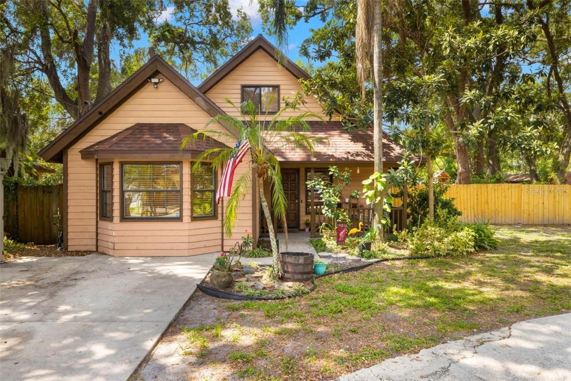 717 E 137th Ave., Tampa, FL 33613