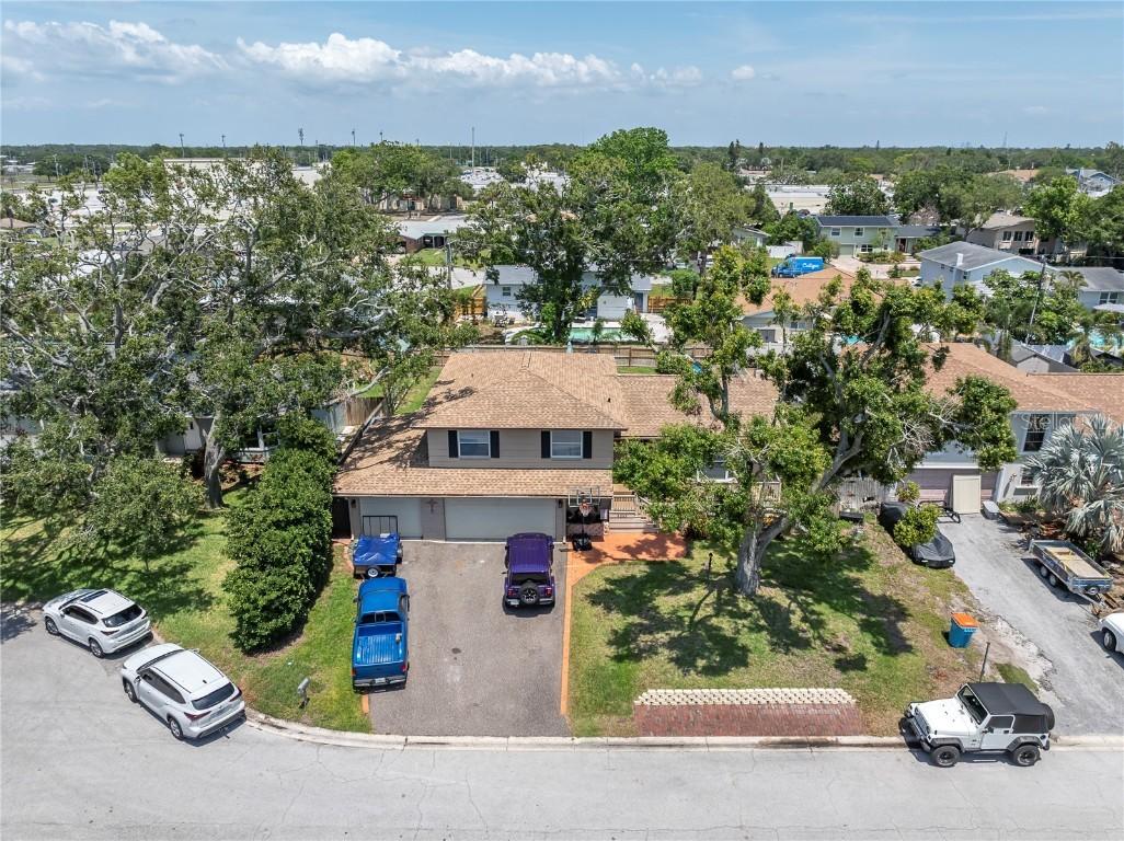 8263 132nd St., Seminole, FL 33776