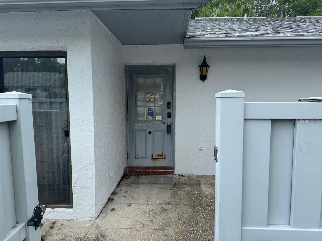 1371 Pine Ridge Cir. #B8, Tarpon Springs, FL 34688