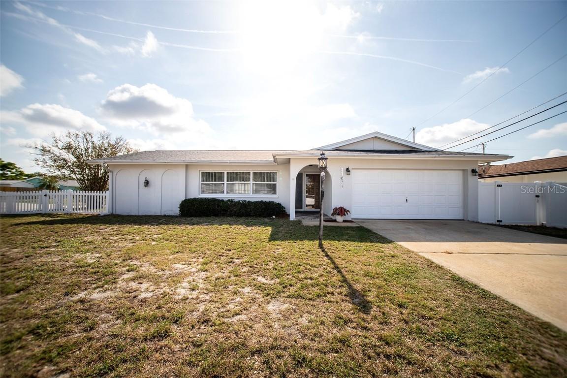 11071 141st St., Largo, FL 33774