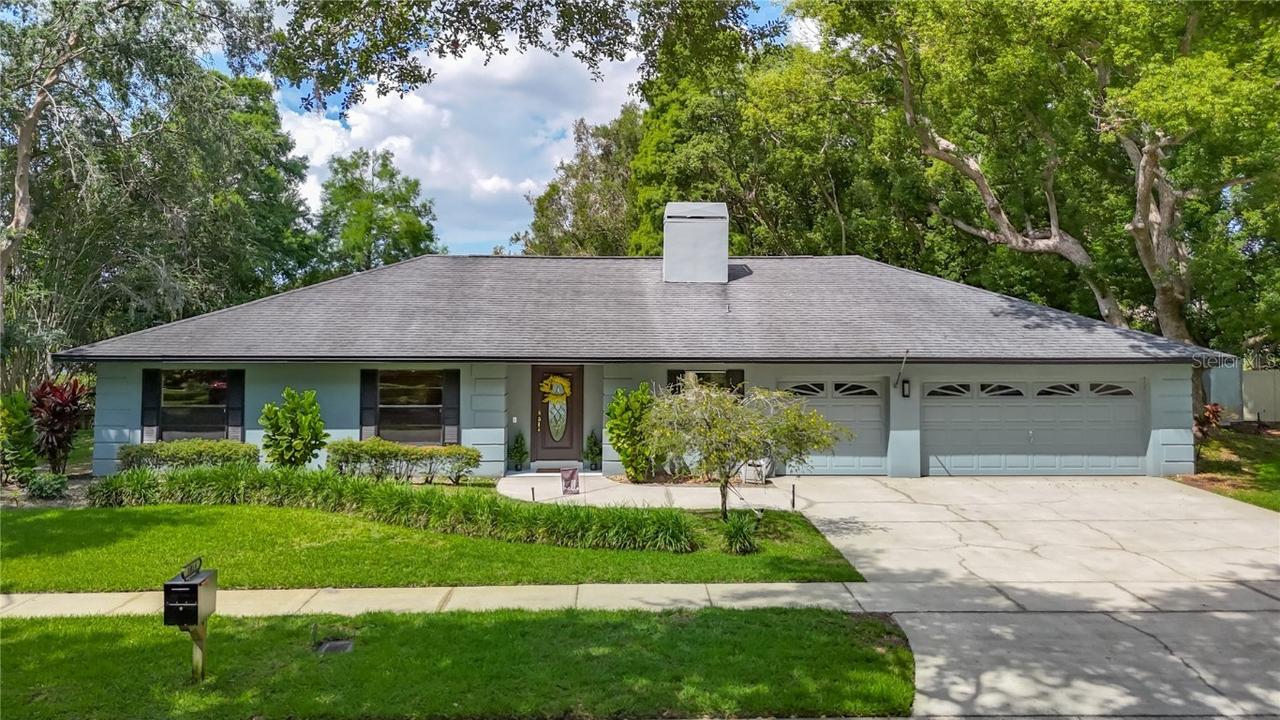 1014 Sylvia Ln., Tampa, FL 33613