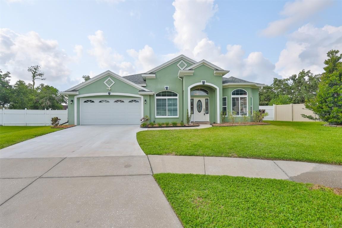 3634 Springville Dr., Valrico, FL 33596