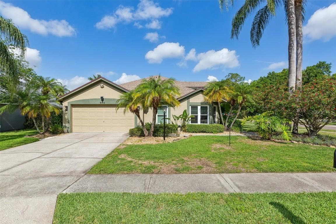 892 Crestridge Cir., Tarpon Springs, FL 34688