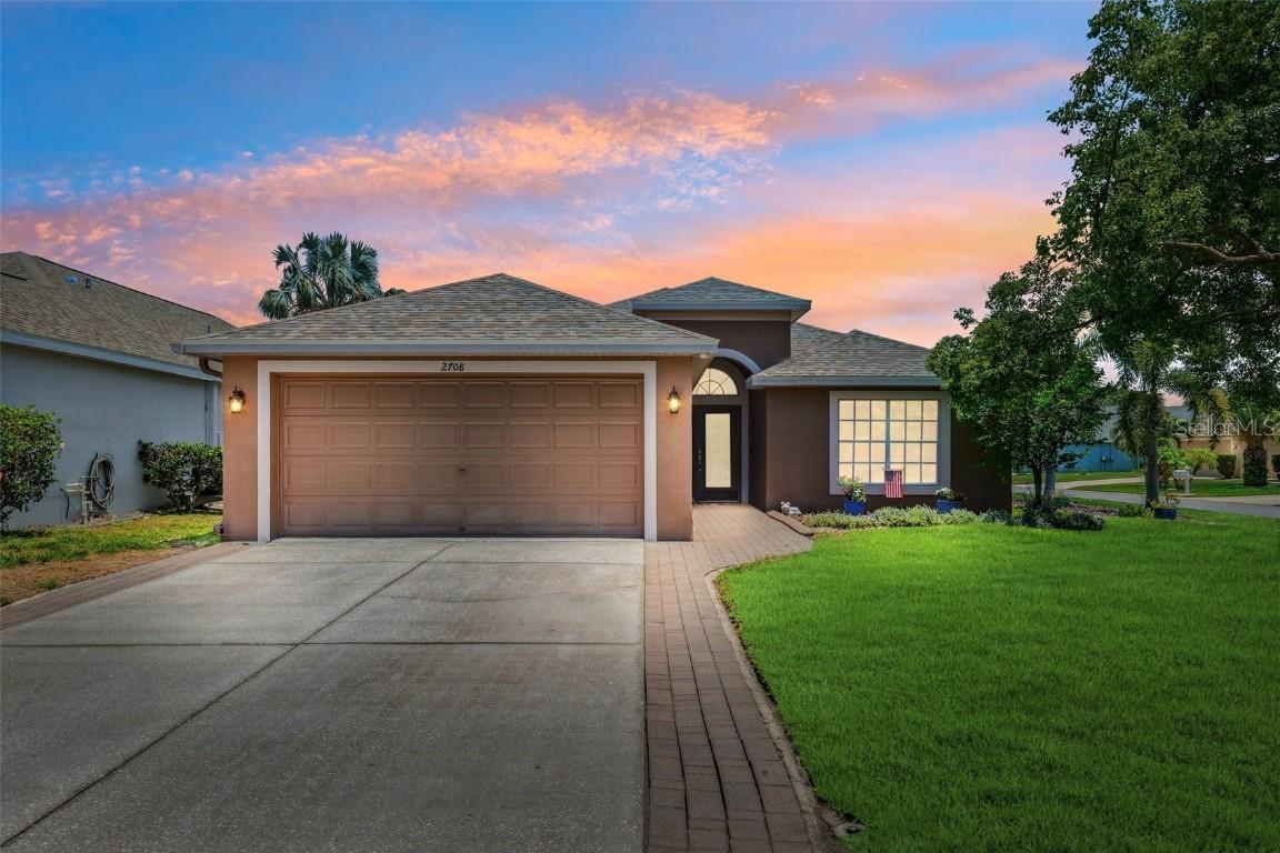 2708 Dolphin Watch Ct., Holiday, FL 34691