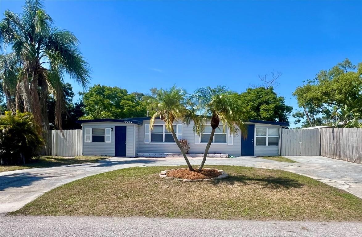 10367 109th Ave., Largo, FL 33773