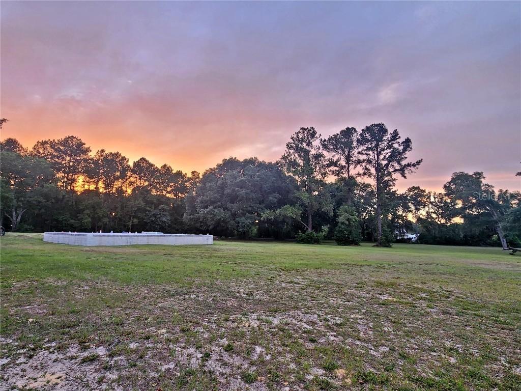 3702 NE 255th Dr., Melrose, FL 32666