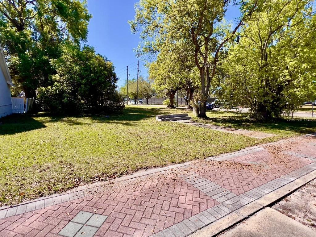 38214 5th Avenue, Zephyrhills, FL 33542