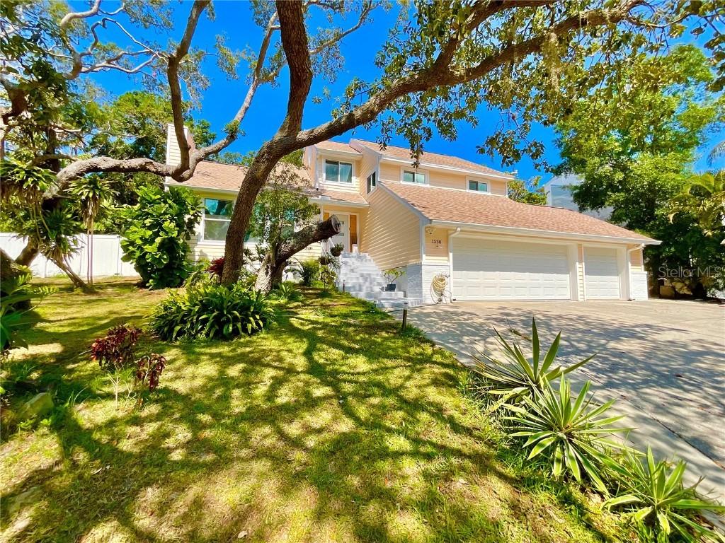 1330 Belcher Dr., Tarpon Springs, FL 34689