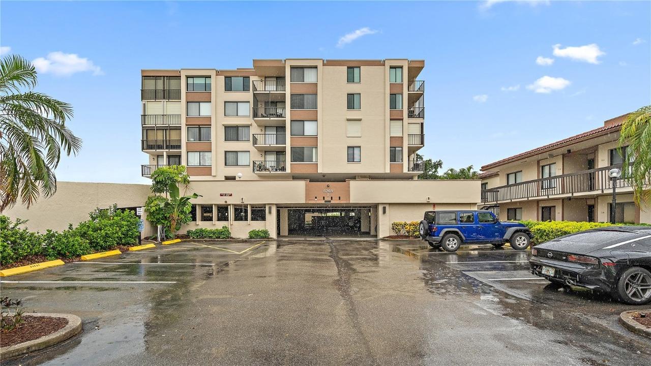 6269 Palma Del Mar Blvd. #306, St Petersburg, FL 33715