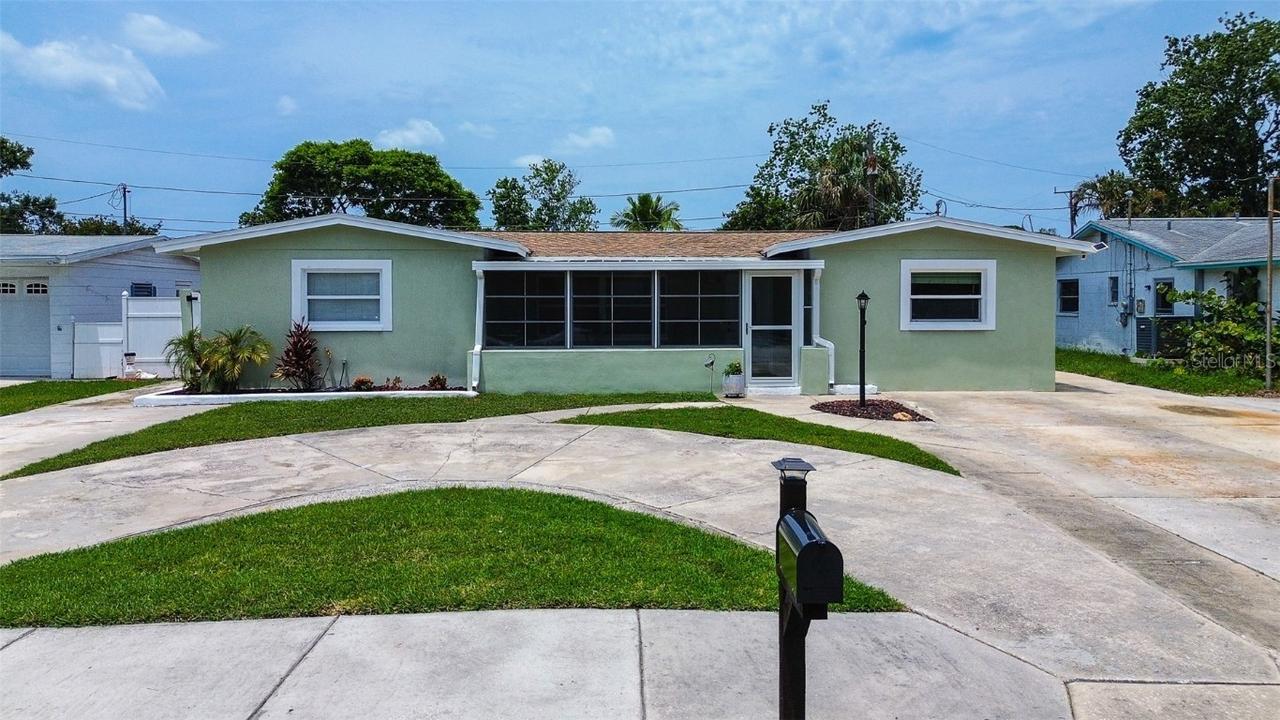 5672 62nd Way, St Petersburg, FL 33709