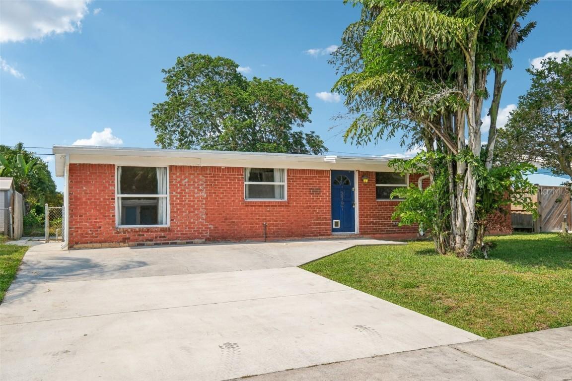 3797 Bahama Rd., Palm Beach Gardens, FL 33410