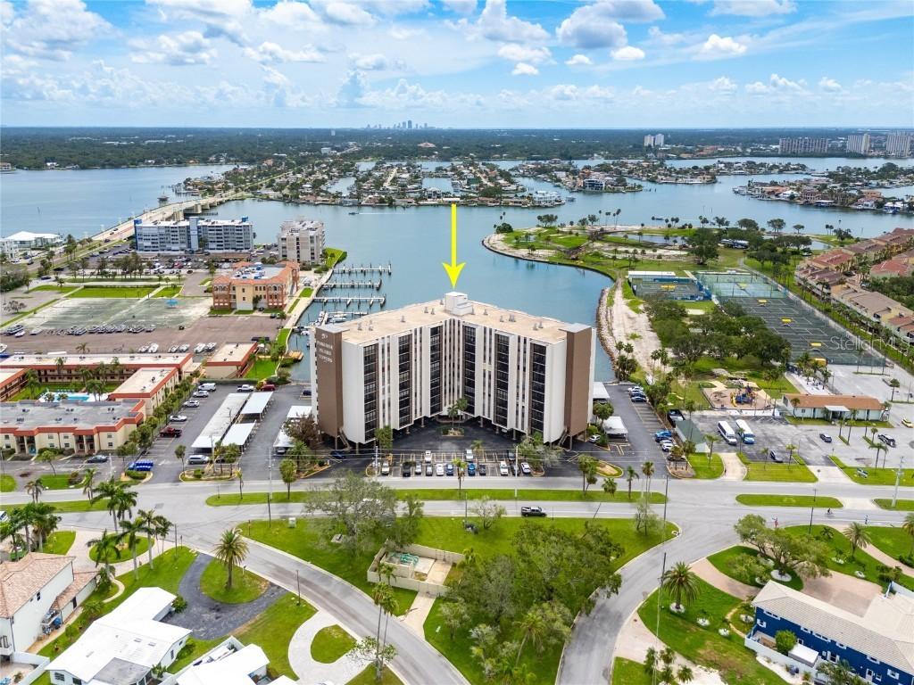 10355 Paradise Blvd. #907, Treasure Island, FL 33706