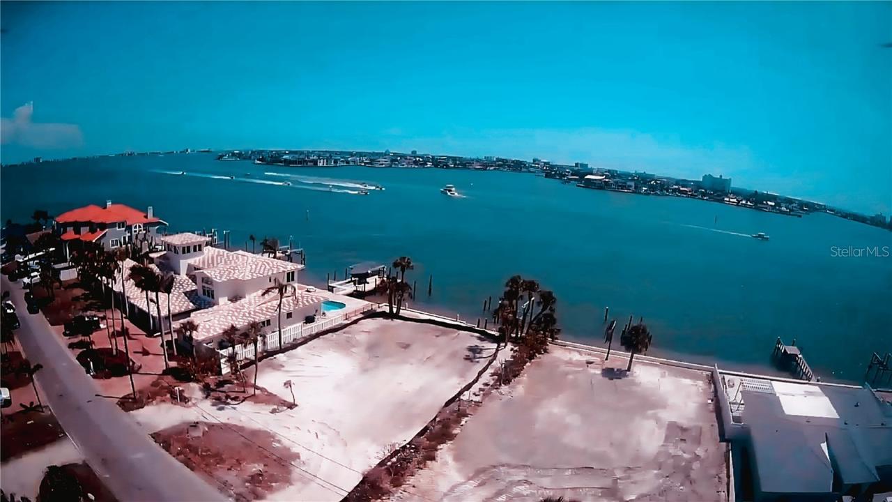 7052 S Shore Dr., South Pasadena, FL 33707
