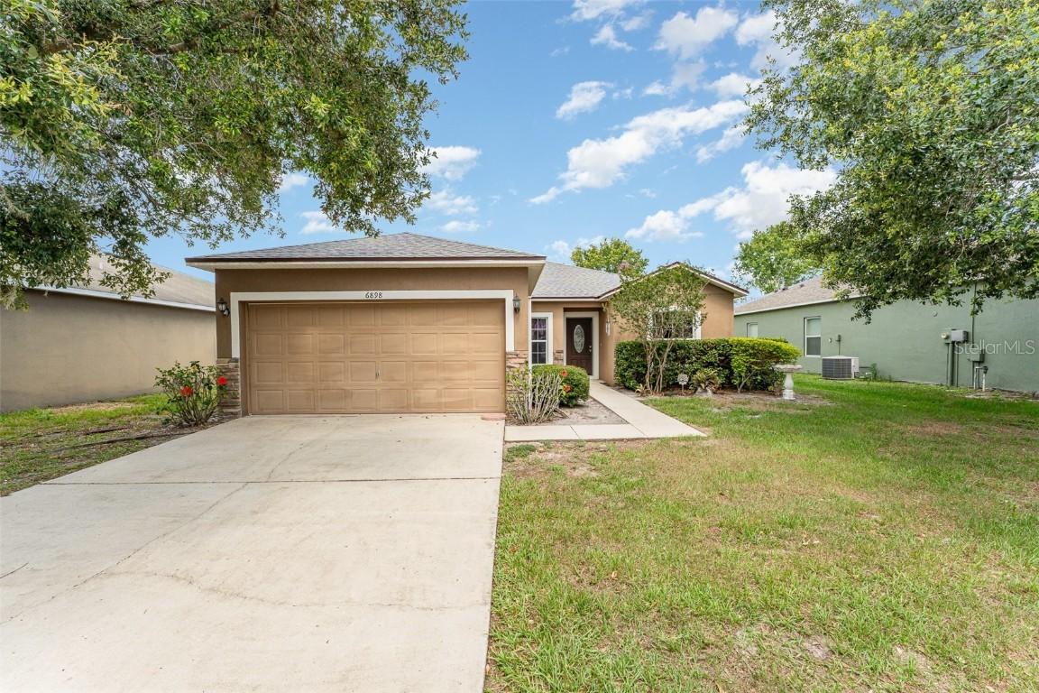 6898 Glenbrook Dr., Lakeland, FL 33811