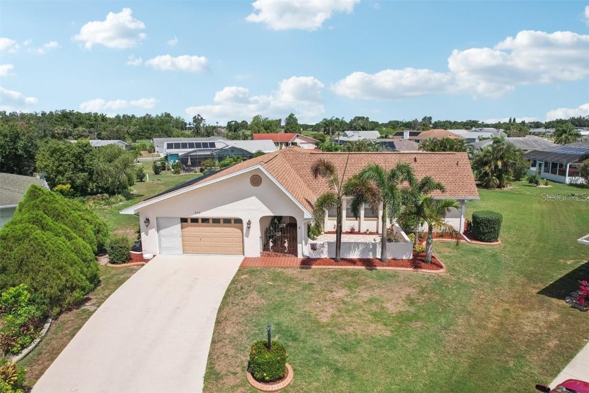 202 Grayson Ct., Sun City Center, FL 33573