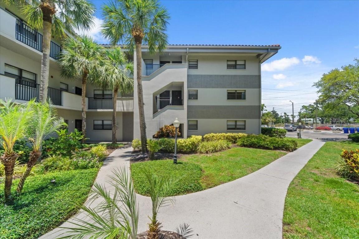 2650 Countryside Blvd. #A210, Clearwater, FL 33761