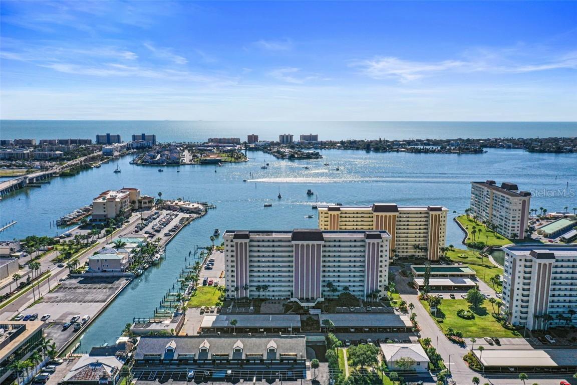 4550 Cove Cir. #1003, St Petersburg, FL 33708
