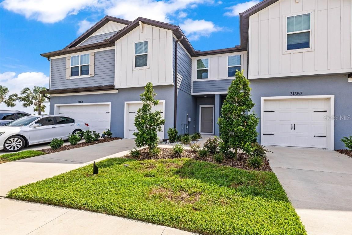 31355 Amberview Bend, Wesley Chapel, FL 33545