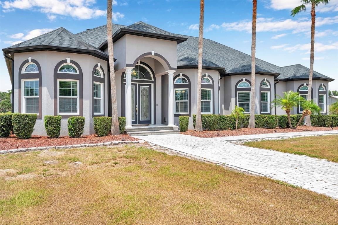 602 Swilley Rd., Plant City, FL 33567