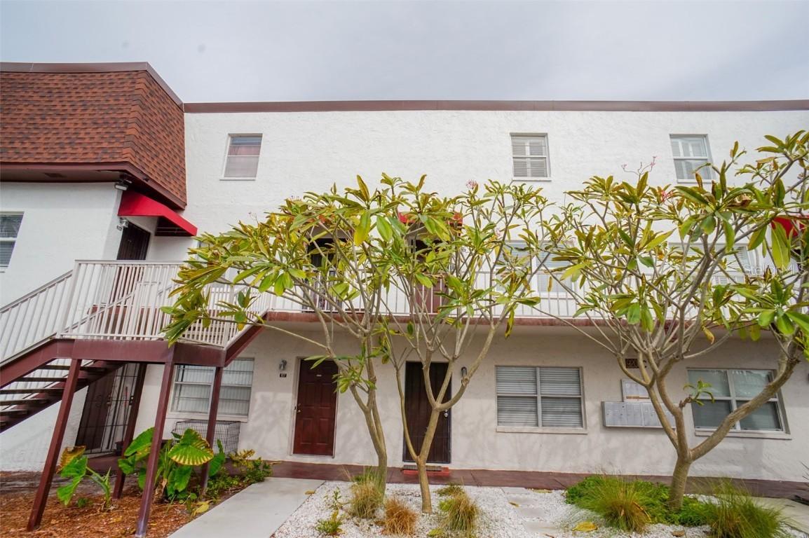 9217 Tudor Dr #A106, Tampa, FL 33615
