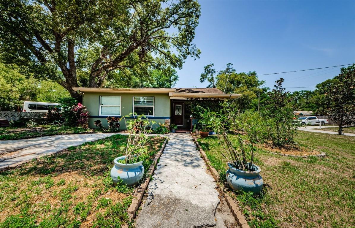 6618 N 11th St., Tampa, FL 33604