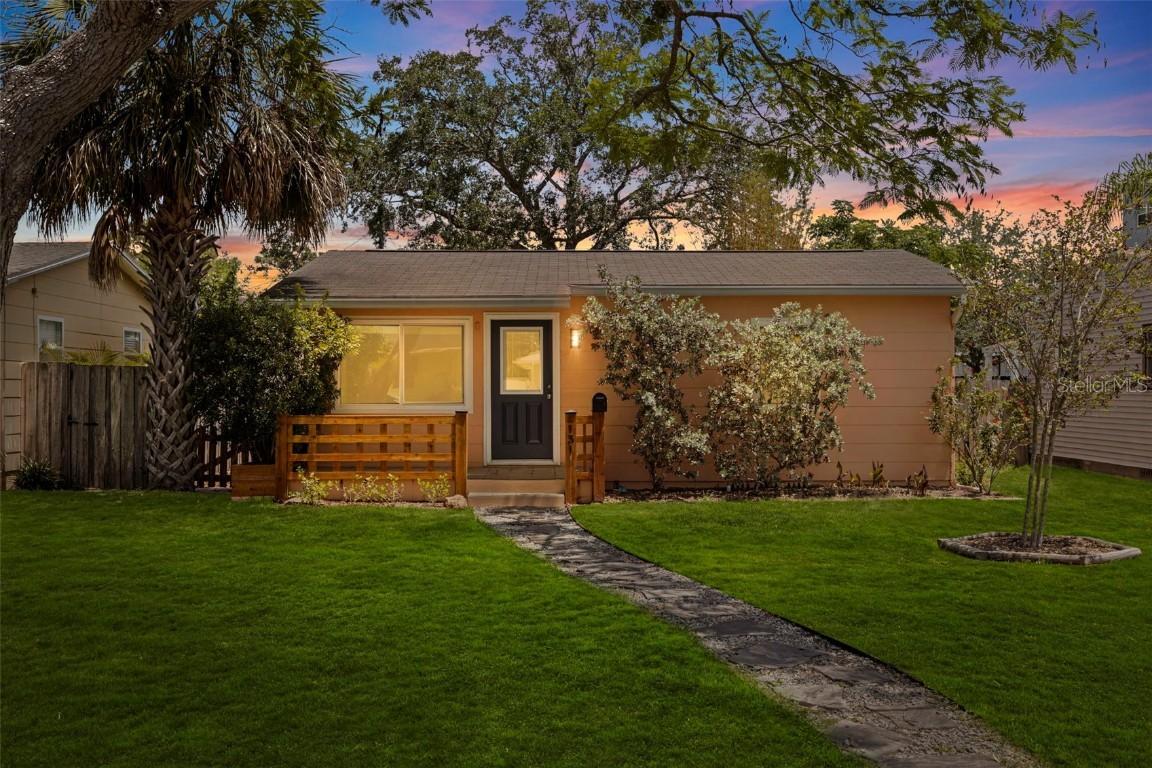 131 44th Ave., St Petersburg, FL 33703