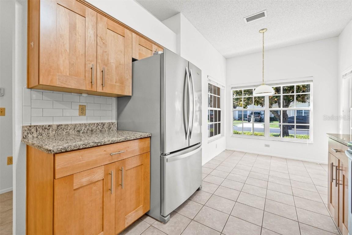 3512 Tealwood Cir., Palm Harbor, FL 34685