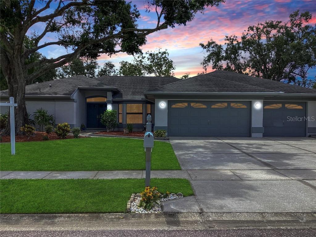 120 Fernbrook Rd., Oldsmar, FL 34677