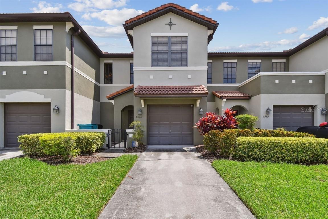 5935 Tivoli Gardens Blvd., Orlando, FL 32829