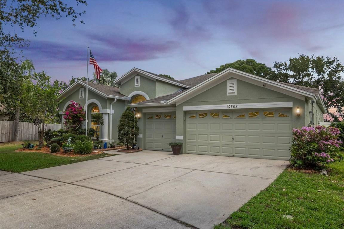 10709 Rockledge View Dr., Riverview, FL 33579