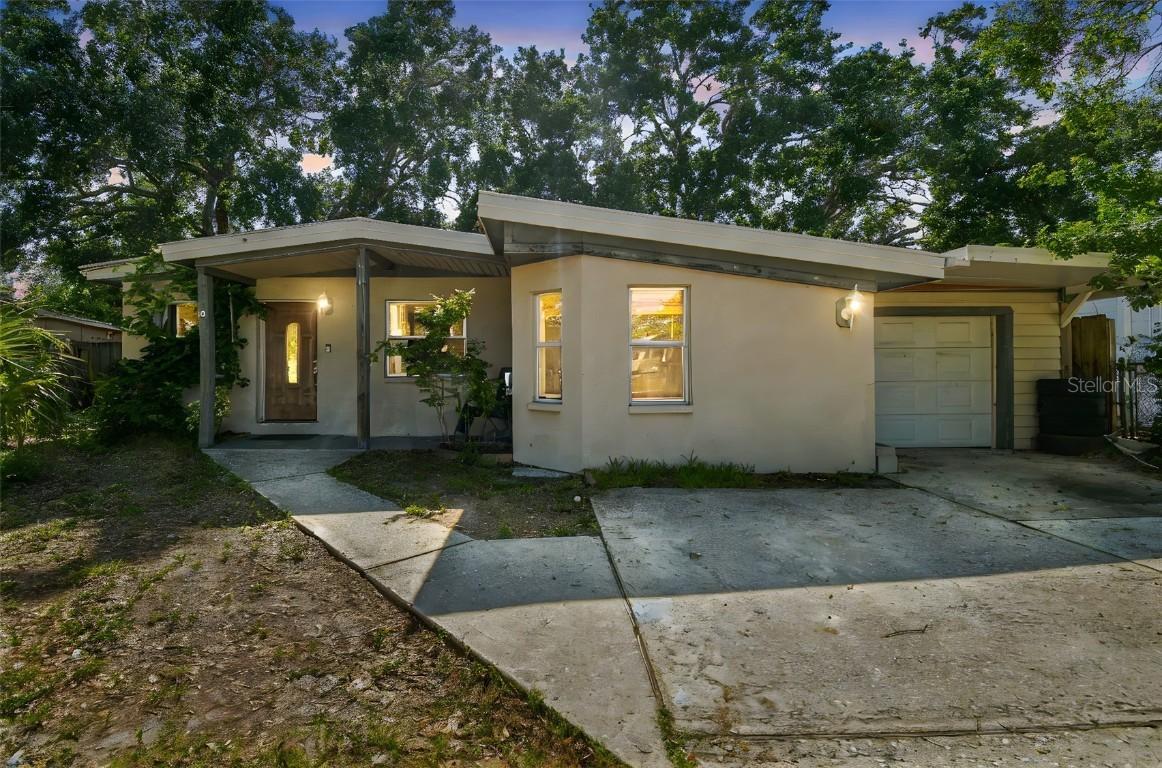 4412 Bray Rd., Tampa, FL 33634
